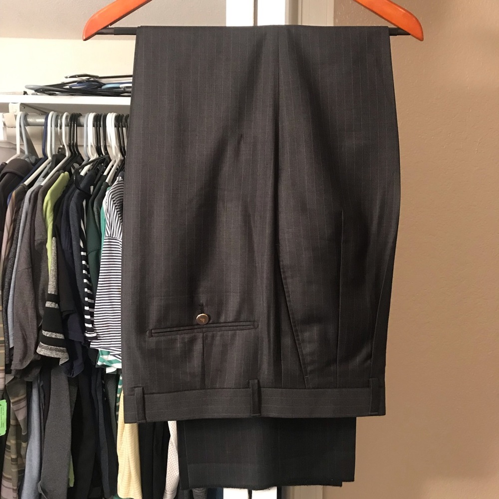 Giorgio Armani suite-blazer and pants - Picture 7 of 12
